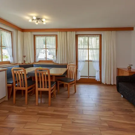 Appartement Alois Ferienglueck *