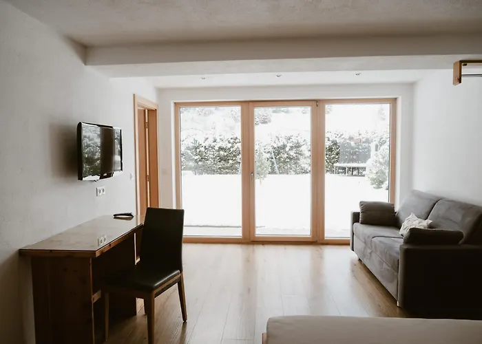 阿洛伊斯快乐假期公寓 *