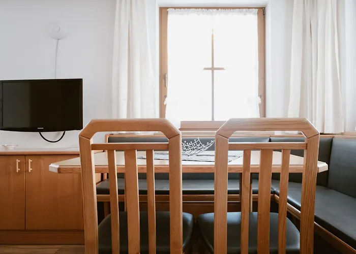 아파트 Alois Ferienglueck *