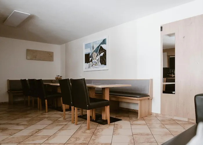 Alois Ferienglueck * 나우더스